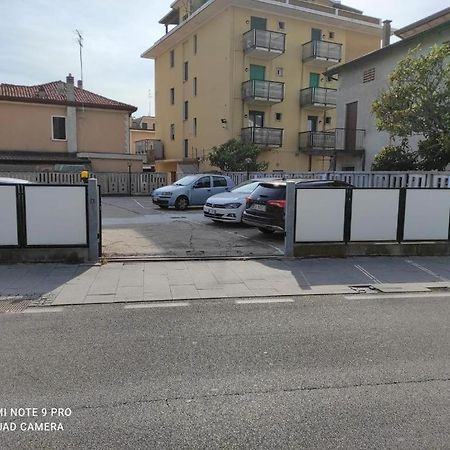 Quito - Dietro Piazza Mazzini - Immobil Relax Lido di Jesolo Exterior foto